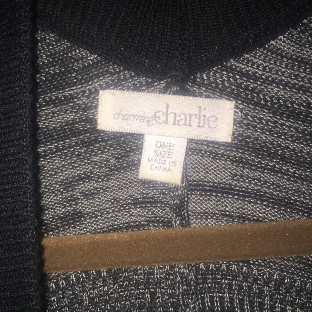 Cardigan - Picture 2 of 4